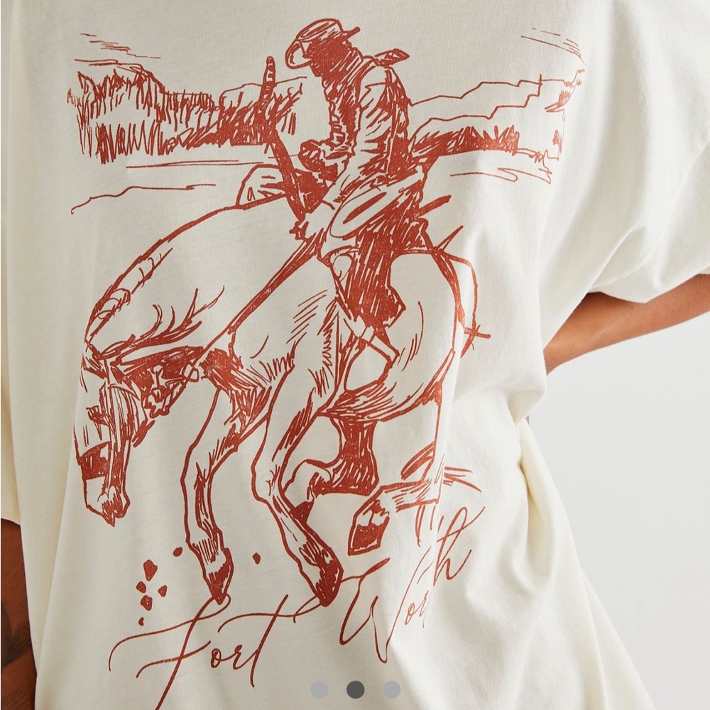 Daydreamer Cream Tee with Rust Rodeo Graphic - Picture 7 of 8